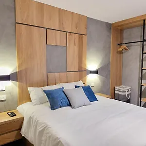 newly-renovated-located-in-best-part-of.colombiamedellinhotels.com/